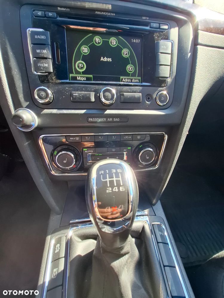 Skoda Superb 2.0 TDI 4x4 Comfort - 17