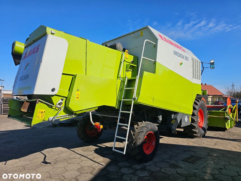 Claas Medion 310 - 5