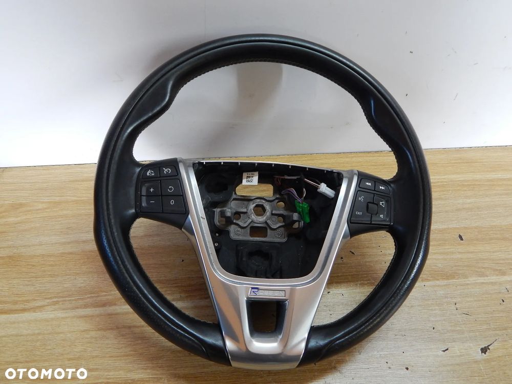 Kierownica skórzana R-Design Volvo S60 V60 II xc60 v40 v70 10-18  Łuków części - 1
