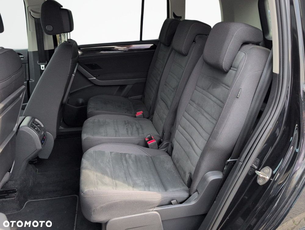 Volkswagen Touran 1.5 TSI EVO Highline DSG - 13