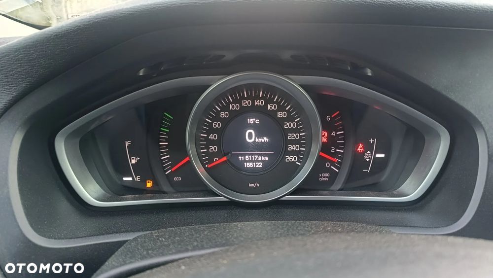 Volvo V40 - 8