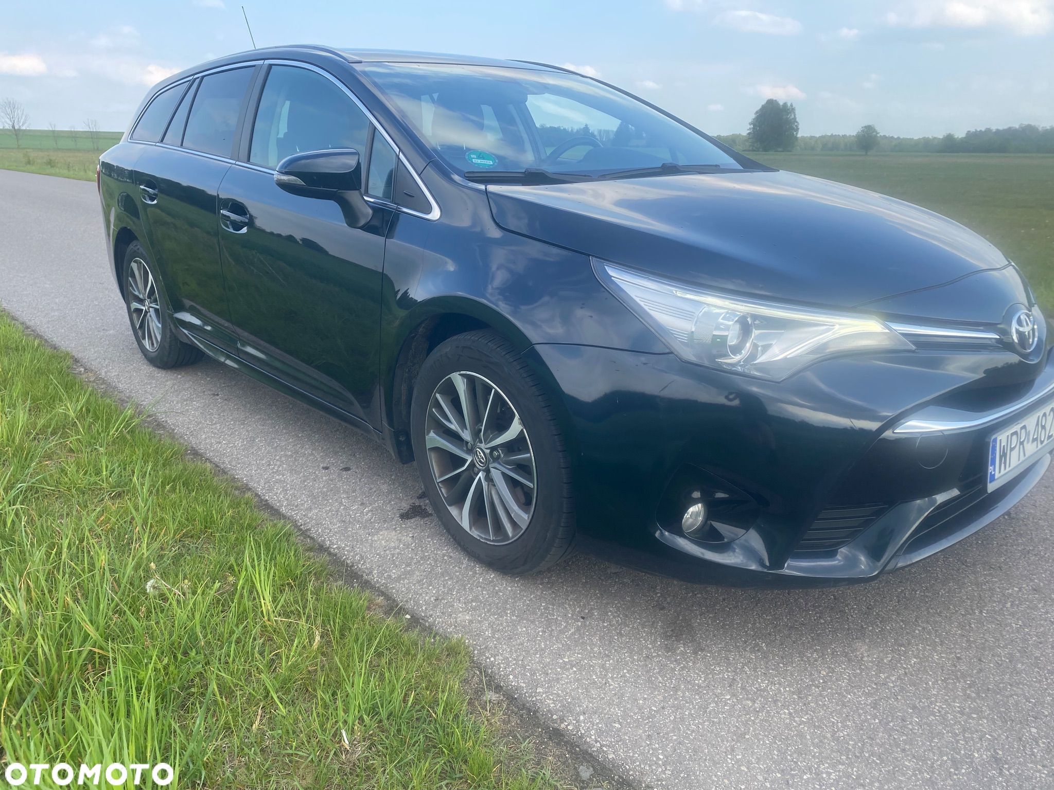 Toyota Avensis 2.0 D-4D Prestige - 1