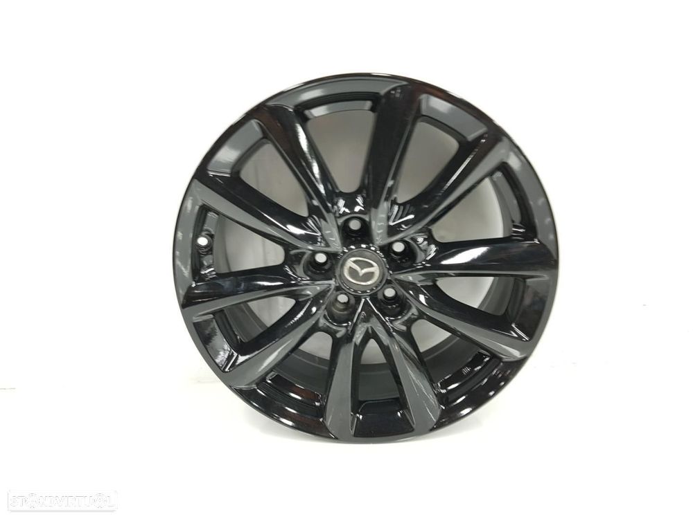PNEU MAZDA 3 BERLINA BP - 1