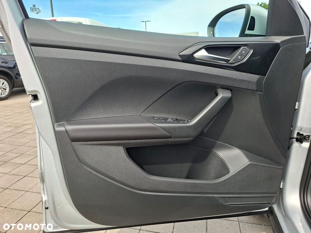 Volkswagen T-Cross - 10