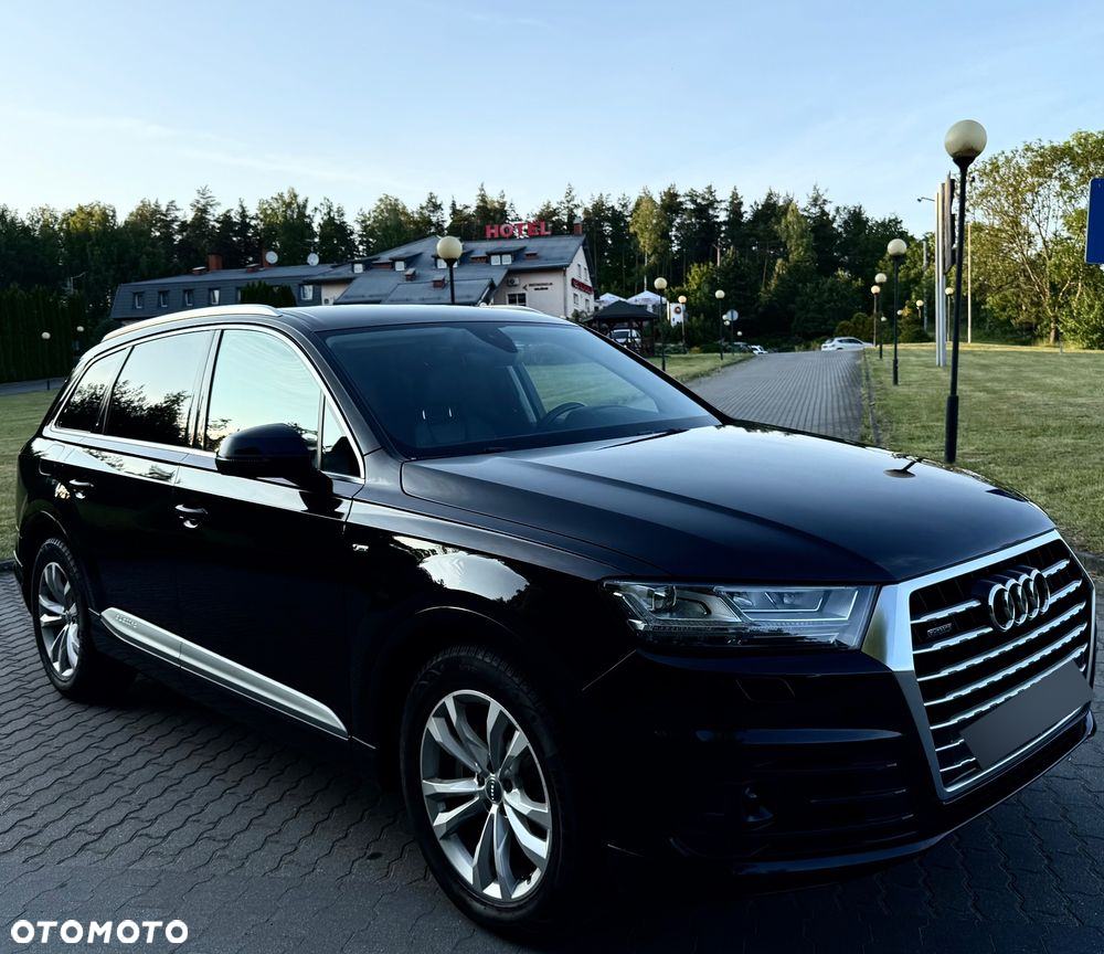 Audi Q7 3.0 TDI ultra Quattro Tiptronic - 4