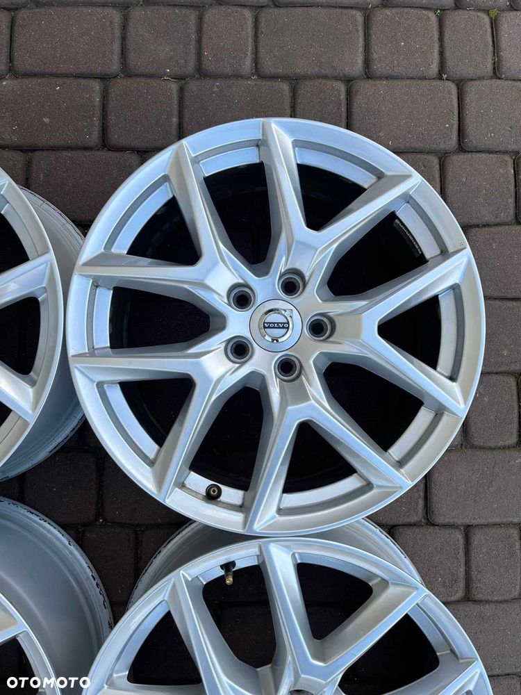 Oryginalne alufelgi Volvo 5x108 18 cali XC60 XC40 V90 - 7