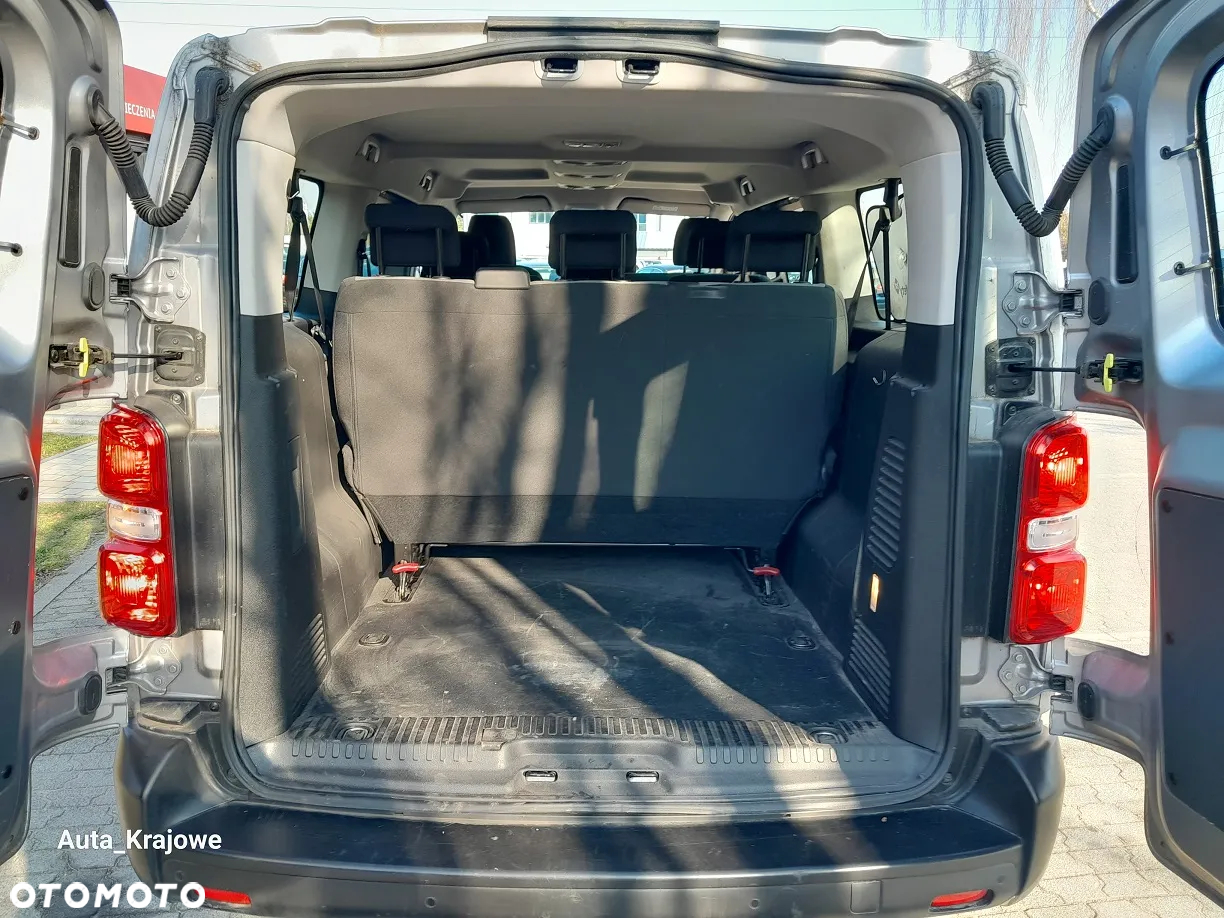 Peugeot Traveller 2.0 BlueHDi Long Business - 26