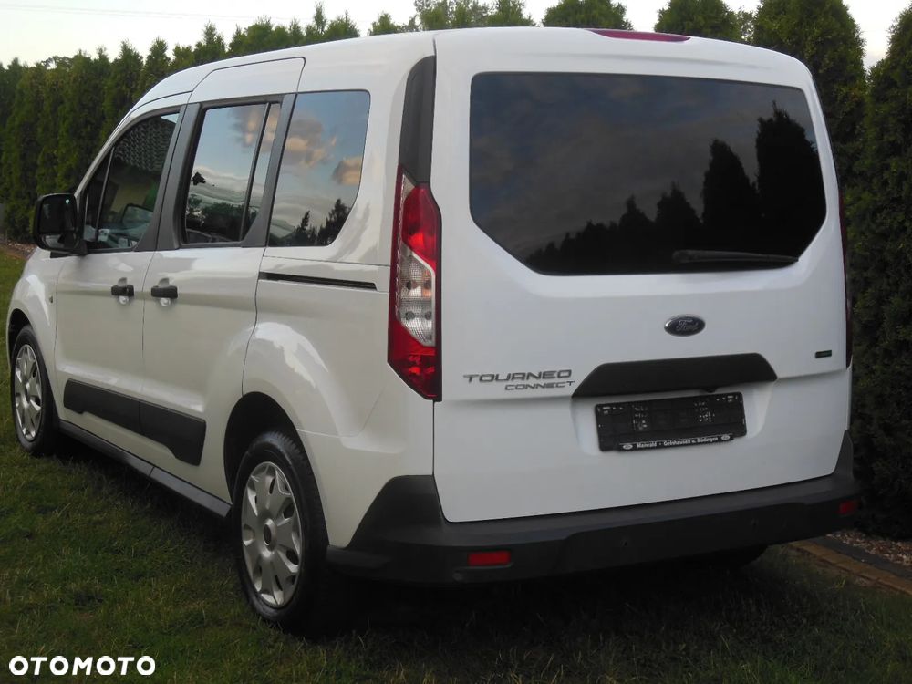 Ford Tourneo Connect 1.0 EcoBoost Start-Stop Titanium - 4