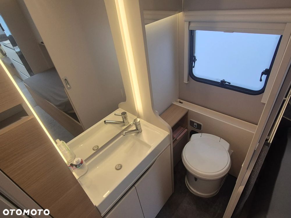 Adria Adora klima alde mover prysznic osobny - 6