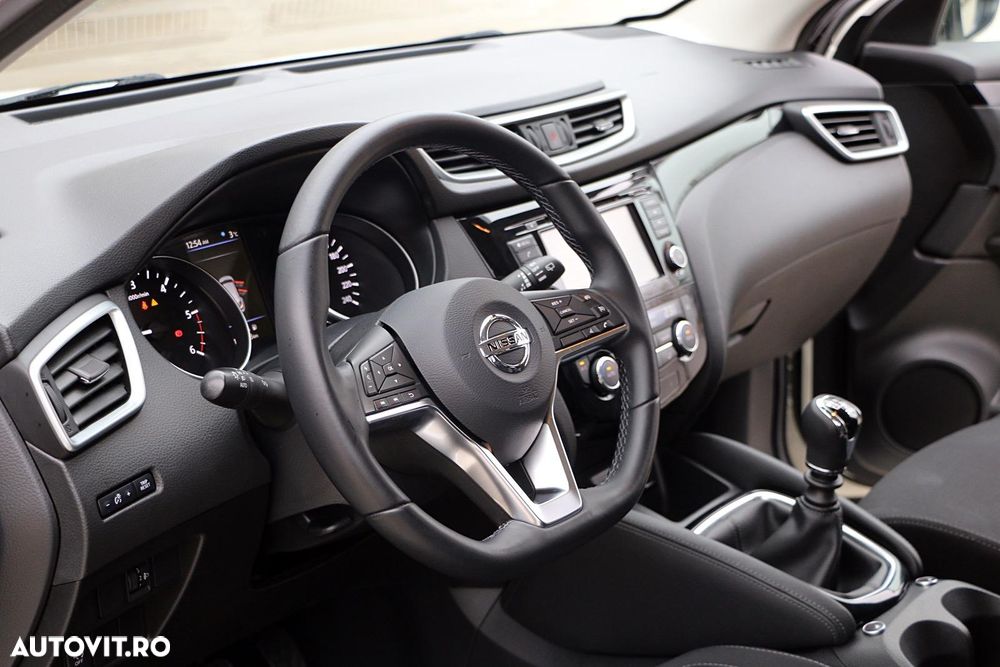 Nissan Qashqai 1.5D 114CP 2WD N-Connecta - 6
