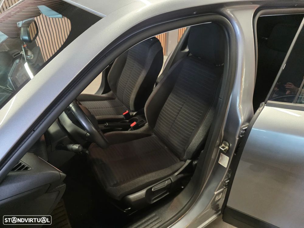 Peugeot 2008 BlueHDi 110 Active Pack - 20