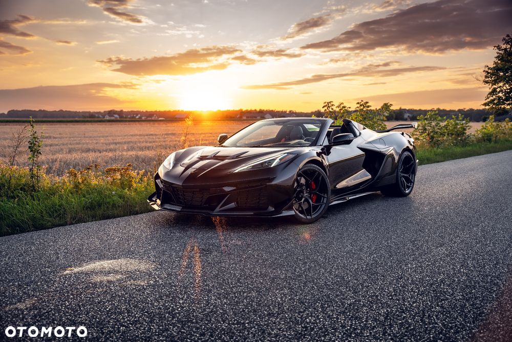 Chevrolet Corvette - 8