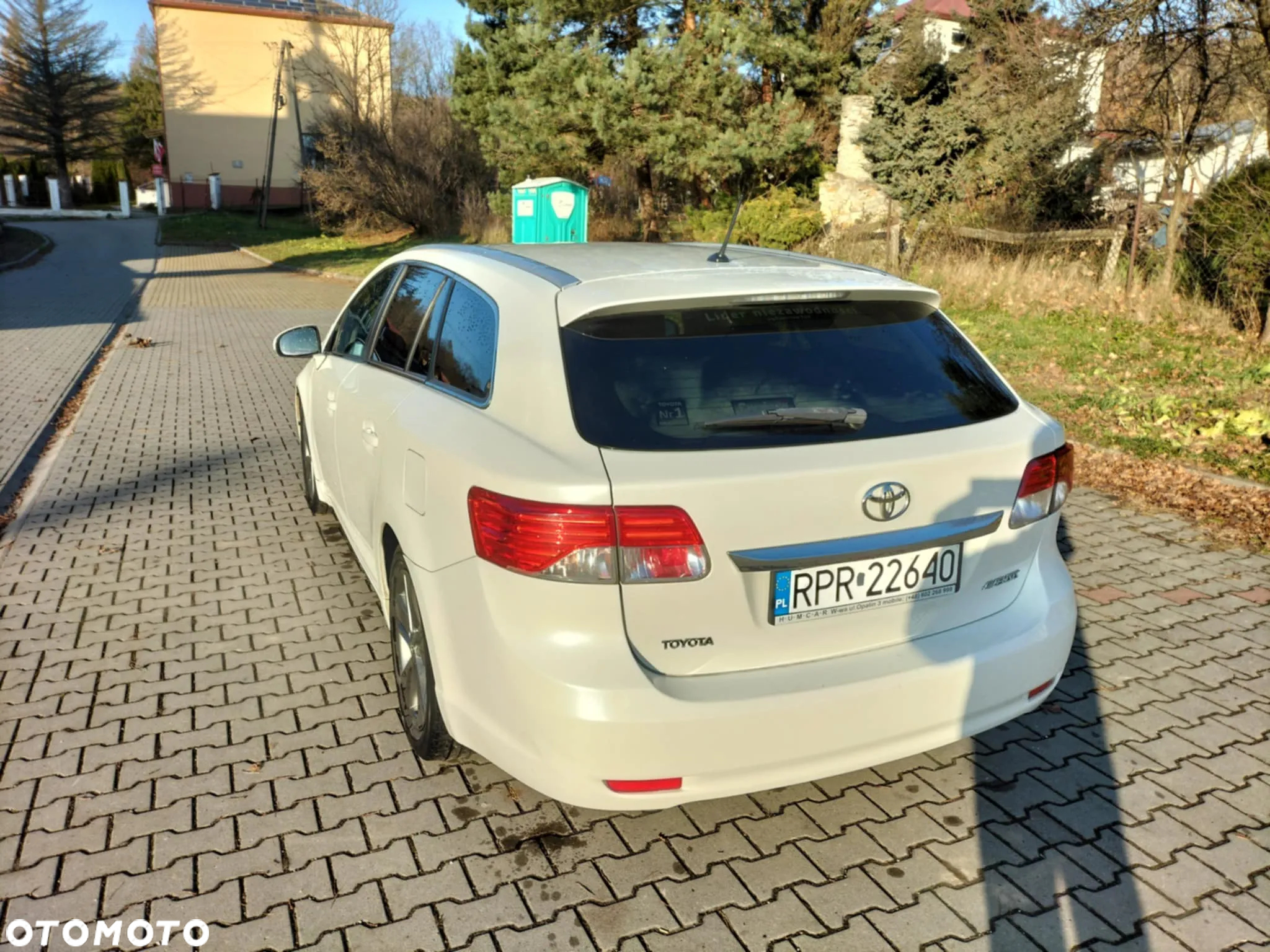 Toyota Avensis 2.0 D-4D Premium - 6