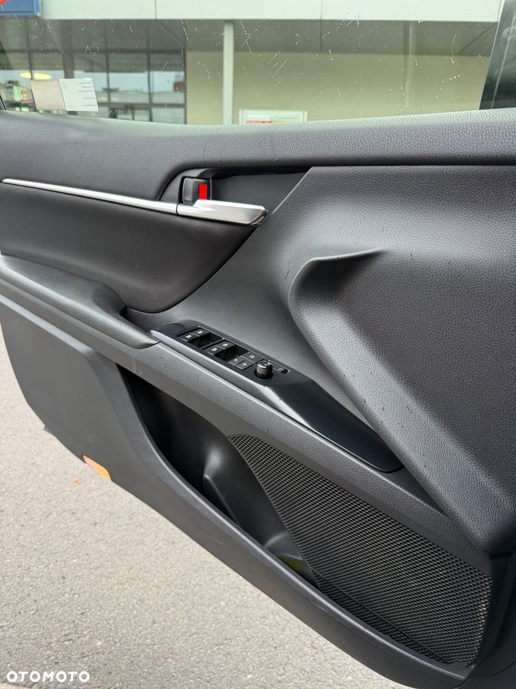 Toyota Camry 2.5 Hybrid Comfort CVT - 13