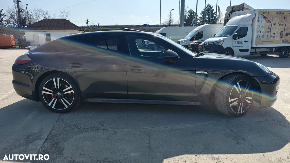 Porsche Panamera 3.0TD Tiptronic - 8