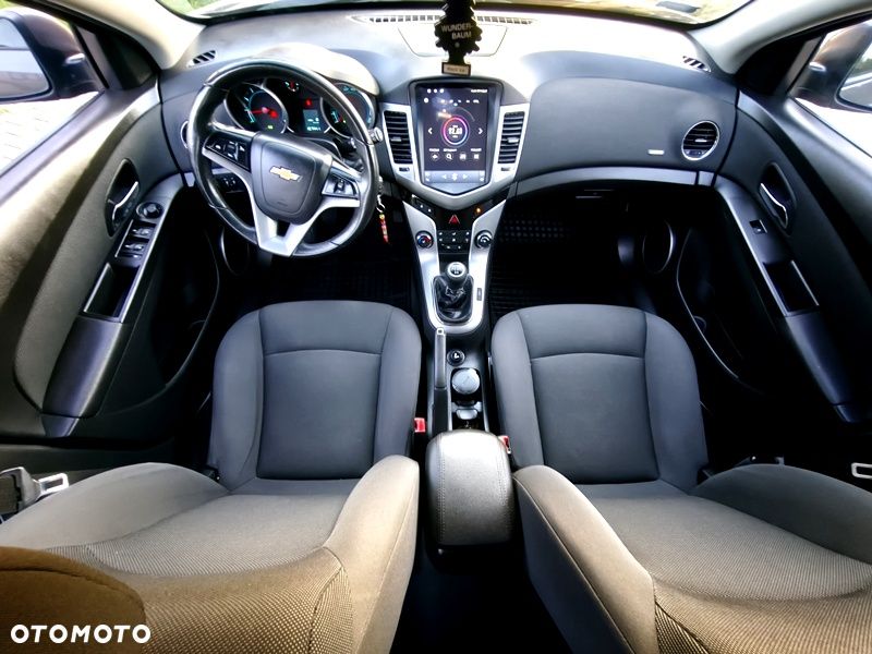 Chevrolet Cruze - 6
