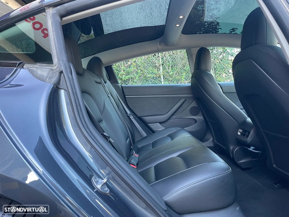 Tesla Model 3 Standard RWD - 26