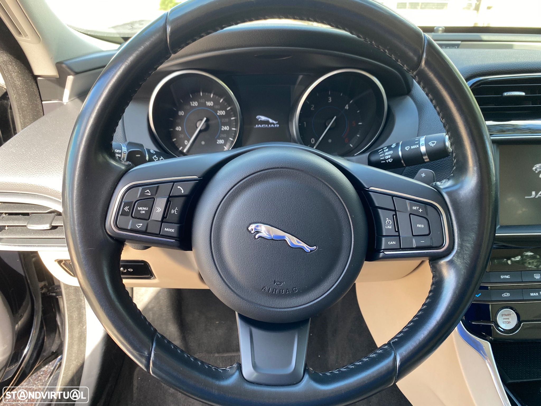 Jaguar XE 2.0 D Prestige Aut. - 20