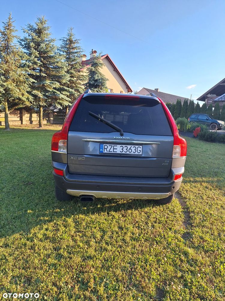 Volvo XC 90 D5 Executive - 6