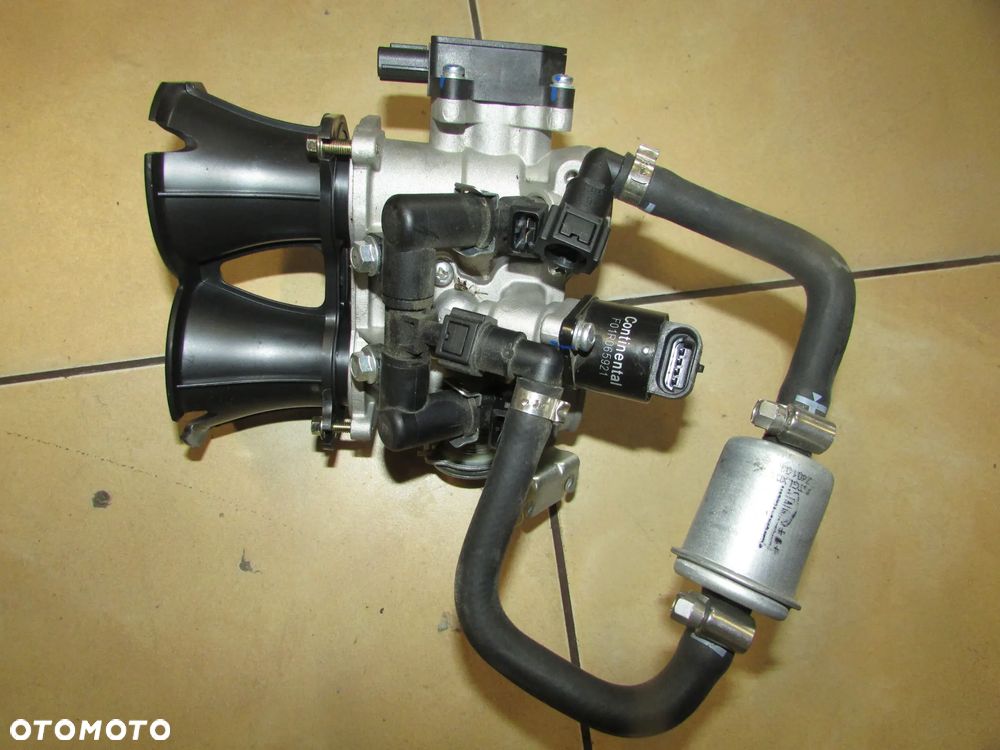 Voge 525 DSX przepustnice wtryski TPS - 1