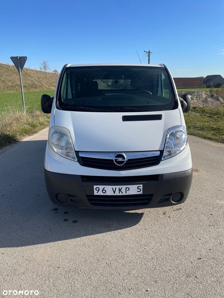Opel Vivaro - 8