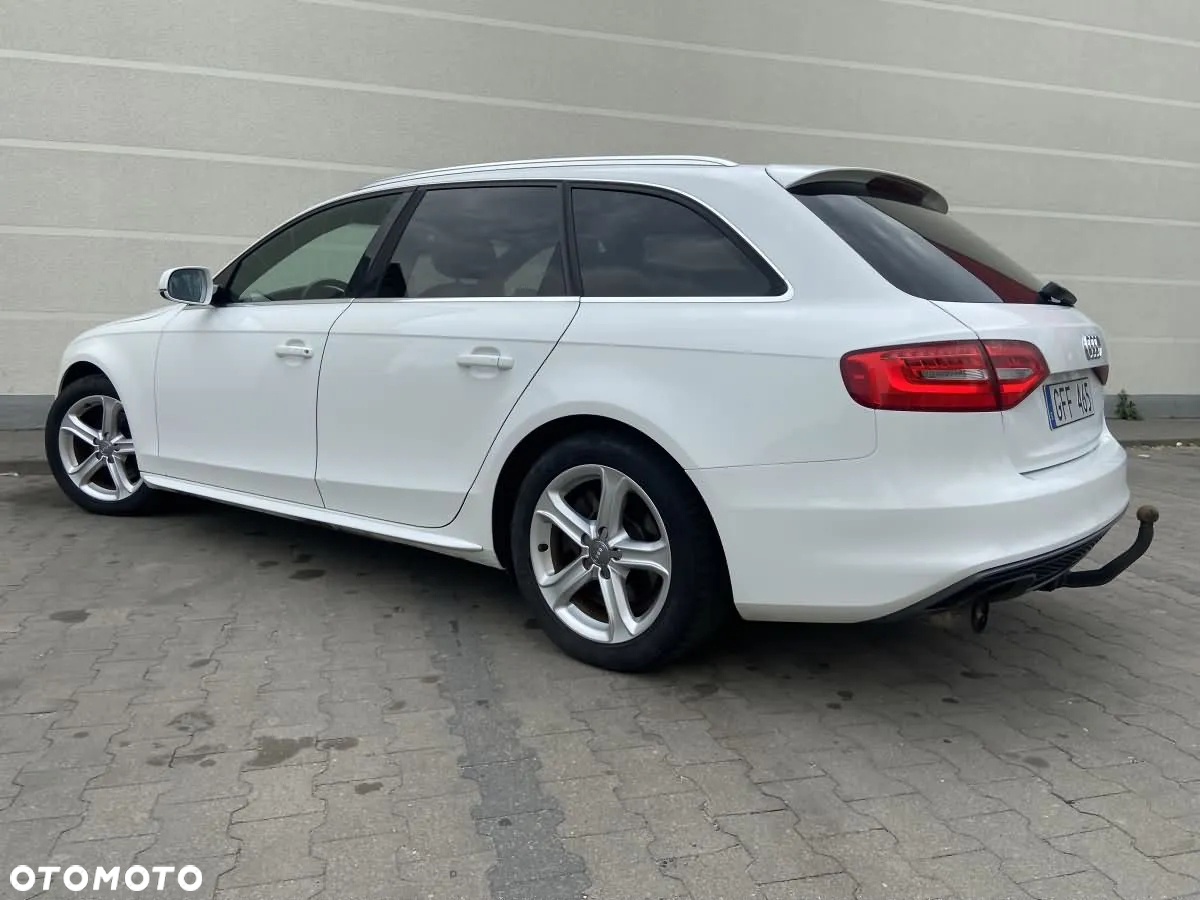 Audi A4 Avant 2.0 TDI DPF quattro S tronic S line Sportpaket - 8