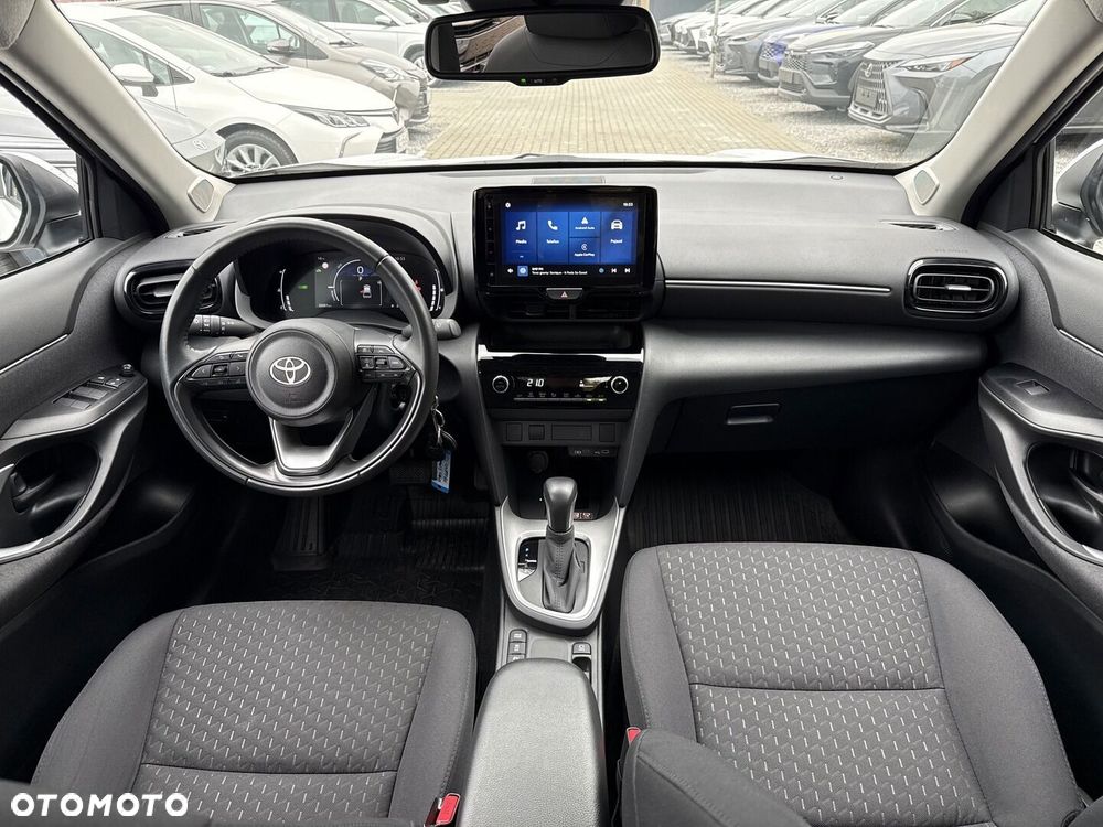 Toyota Yaris Cross Hybrid 1.5 Comfort - 24
