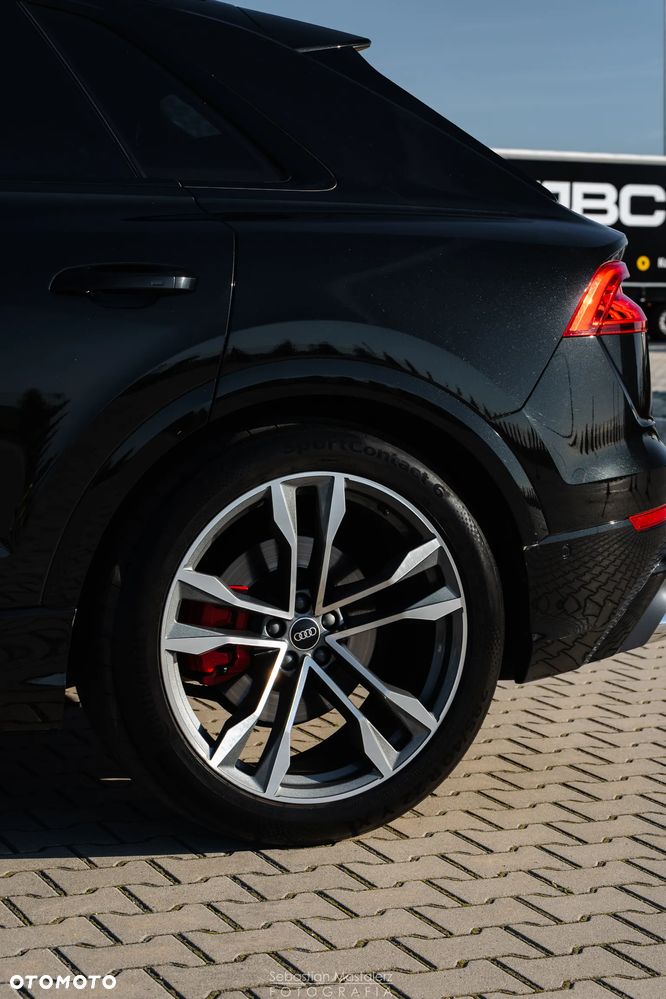 Audi SQ8 - 19