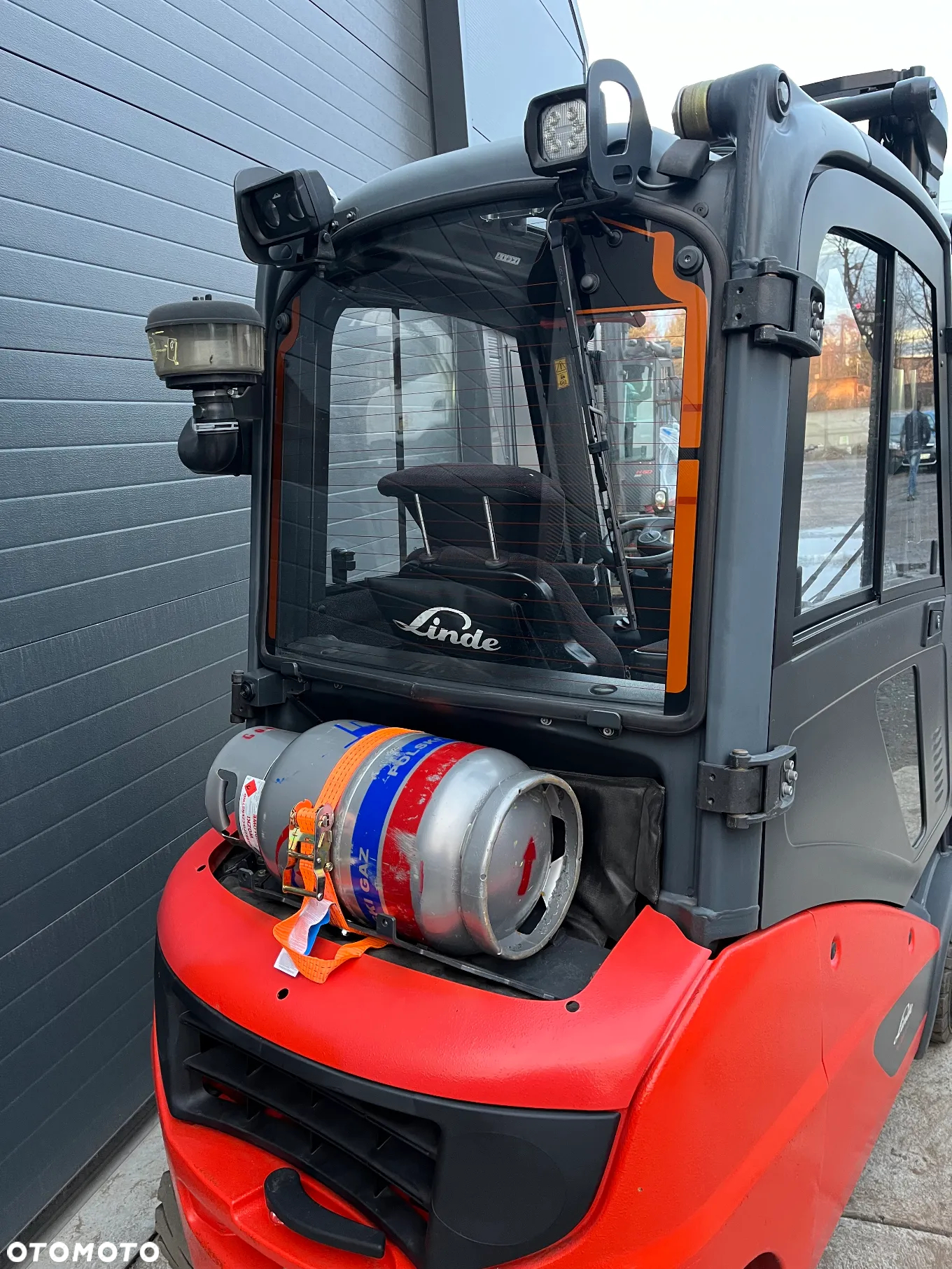 Linde H16-T Gaz LPG, Pełna kabina, Przesuw boczny, maszt Standard - 9