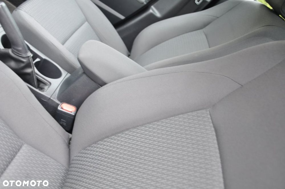 Toyota Corolla 1.33 Active - 18