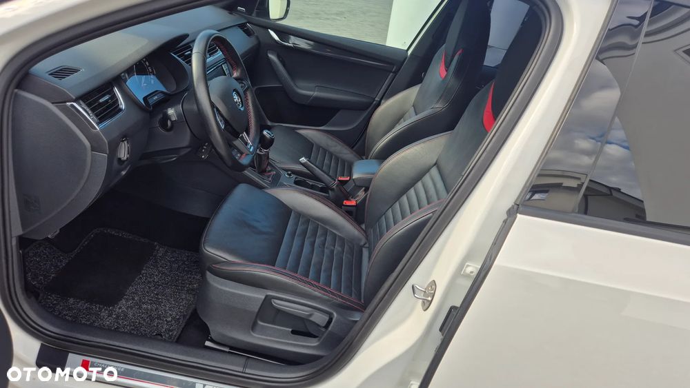 Skoda Octavia 2.0 TDI RS EU6 - 13