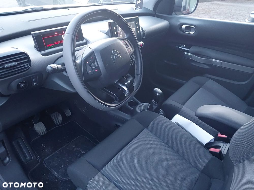 Citroën C4 Cactus - 17