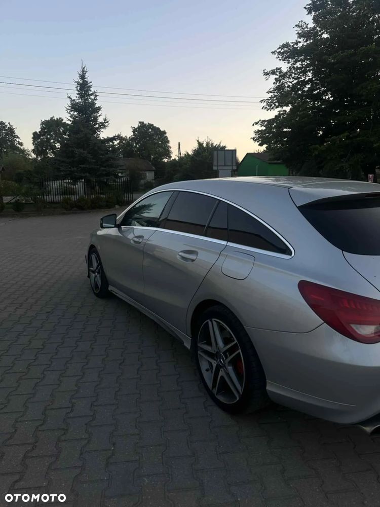 Mercedes-Benz CLA 250 7G-DCT AMG Line - 6