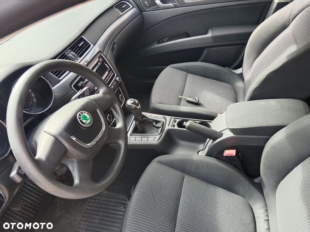 Skoda Superb 1.6 TDI Active - 5