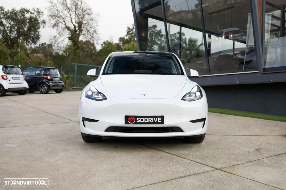 Tesla Model Y Standard - 4