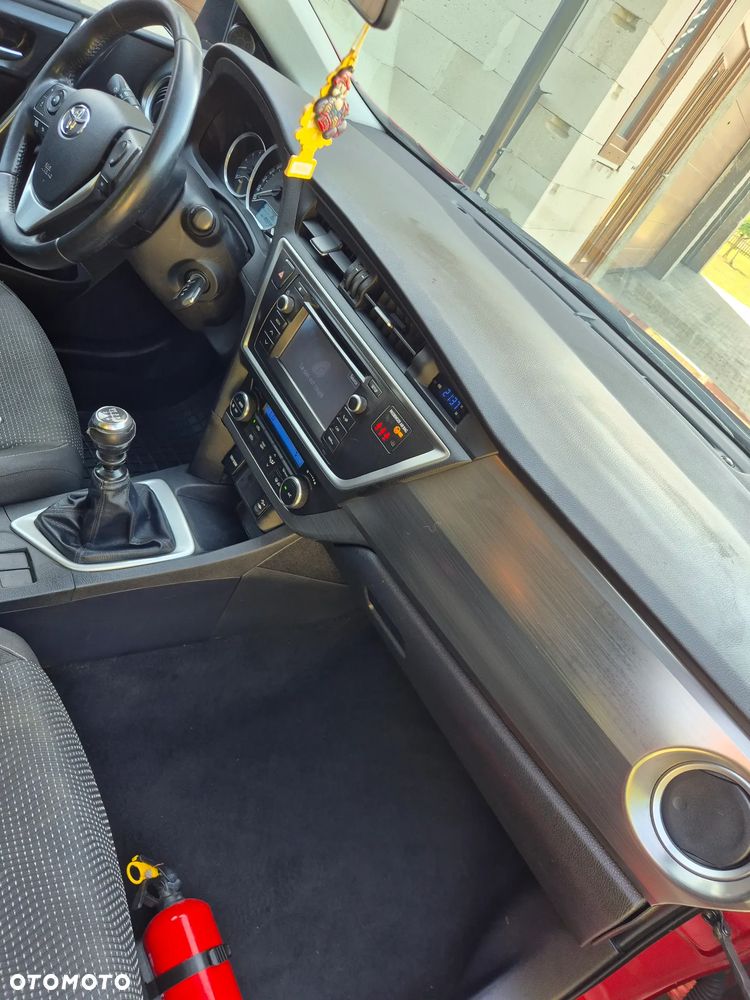 Toyota Auris - 21