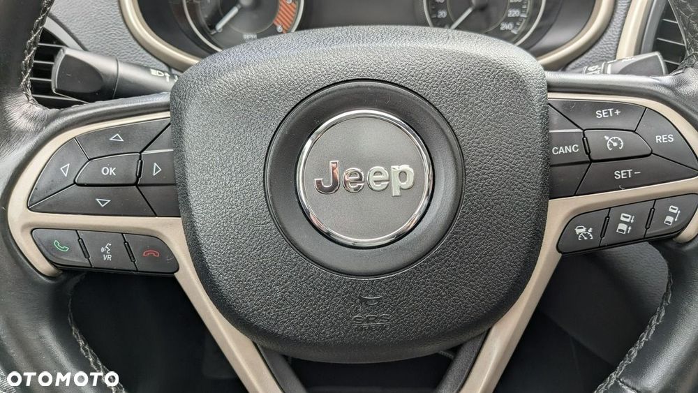 Jeep Cherokee 2.0 MJD Active Drive II Limited - 32