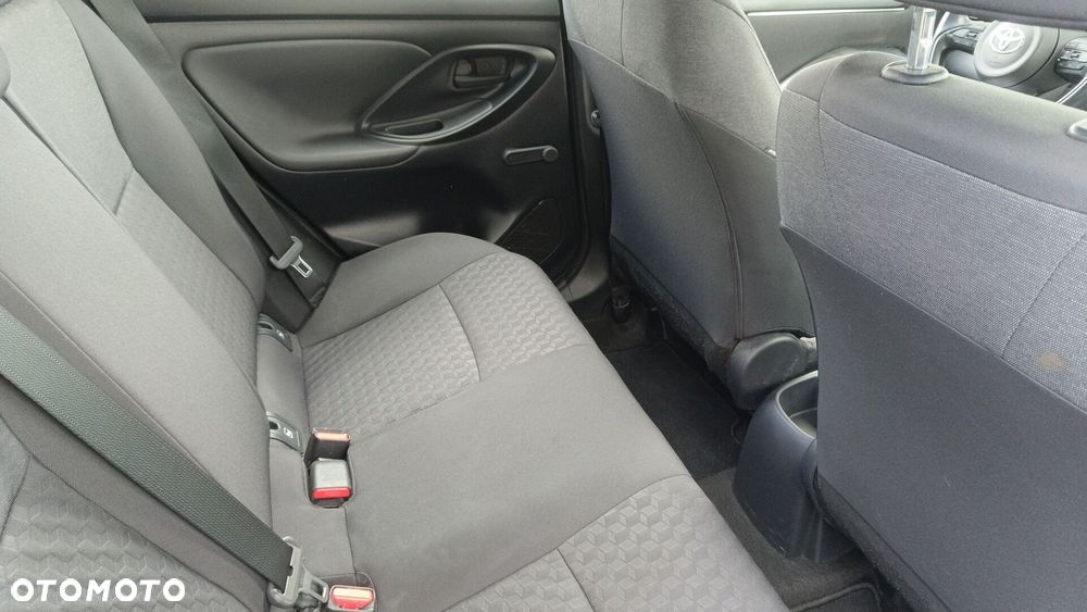 Toyota Yaris 1.5 Comfort - 10