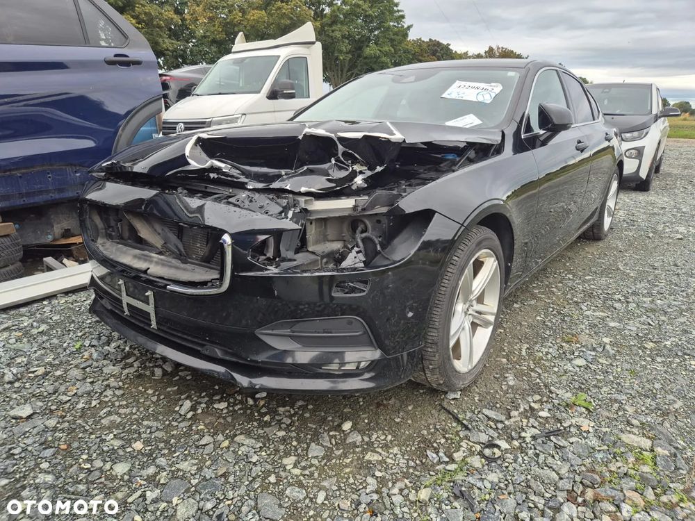 Volvo S90 T5 Momentum - 2