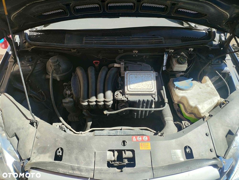 Mercedes-Benz Klasa B 200 Autotronic - 16