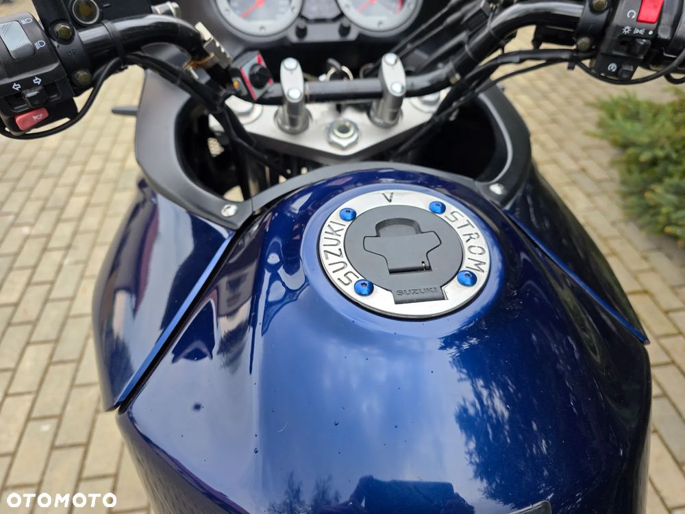 Suzuki DL - 35