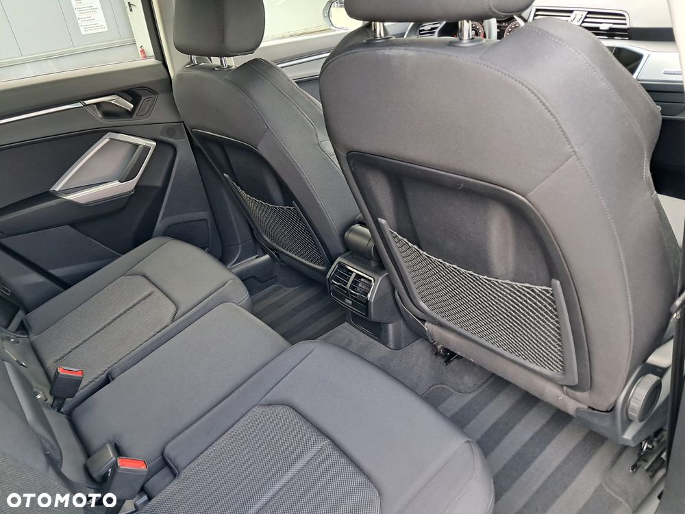 Audi Q3 35 TFSI mHEV Advanced S tronic - 32