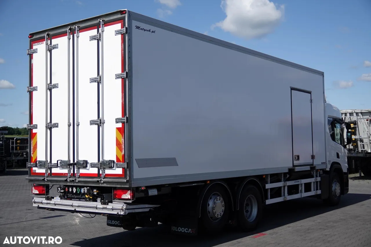 Scania P 410 / TRANSMISIE LA RECE / SLAVE / unitate FRIGO BLOCK / 2X LIFT DE ÎNCĂRCARE / TEMPERATURĂ MULTIMEMBRU DUPĂ CONTRACTUL DE SERVICE GOLDEN / - 4