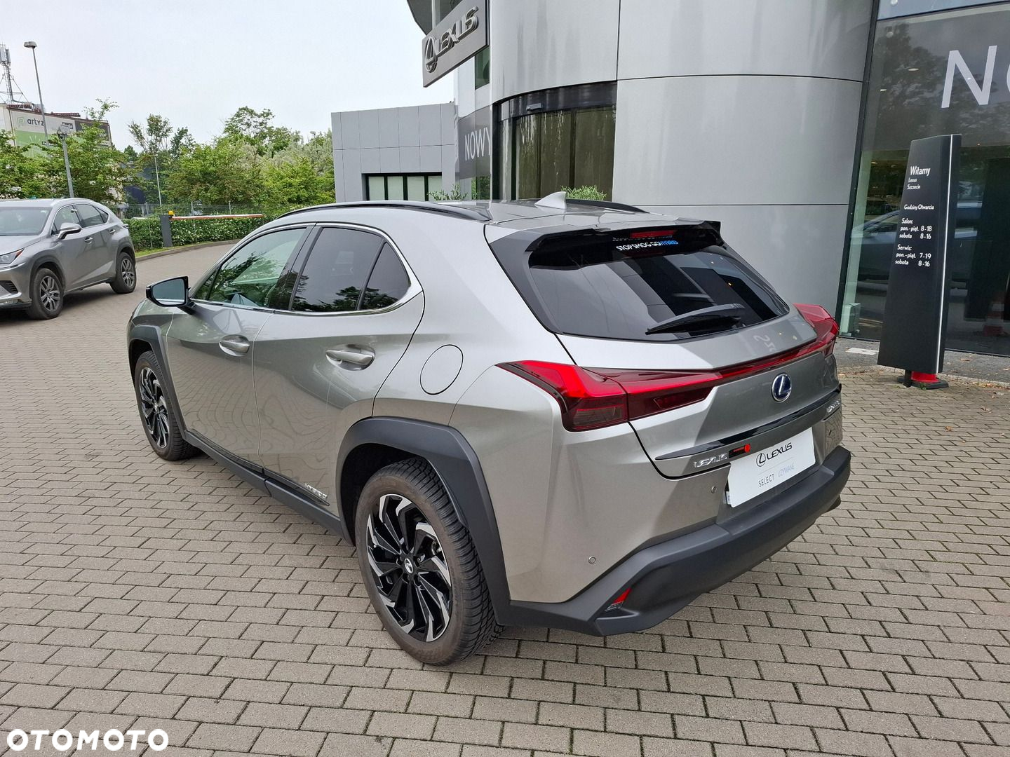 Lexus UX 250h GPF F Impression 2WD - 3