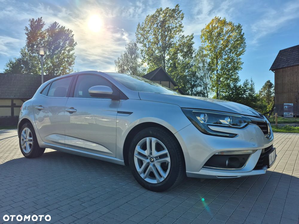 Renault Megane TCe 115 GPF ZEN - 10