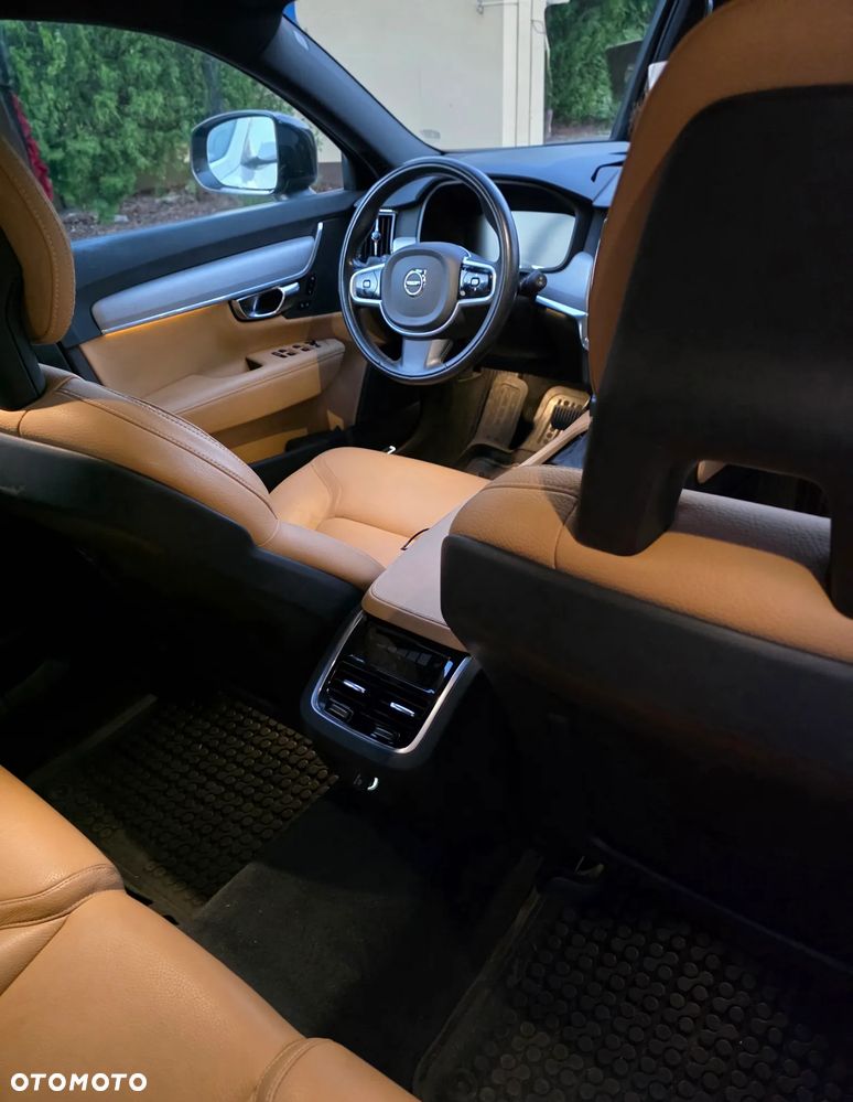 Volvo V90 Cross Country T6 AWD - 39