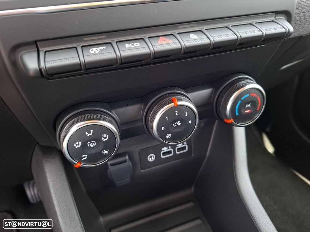 Renault Clio 1.0 TCe Evolution Bi-Fuel - 19