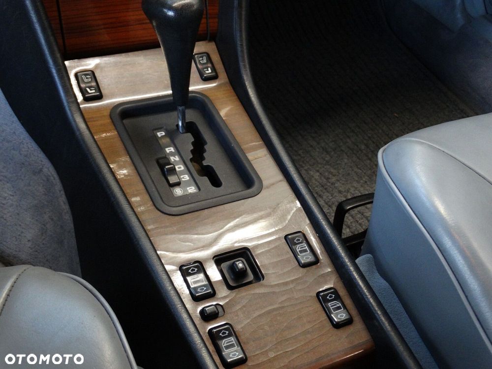 Mercedes-Benz Klasa E - 20