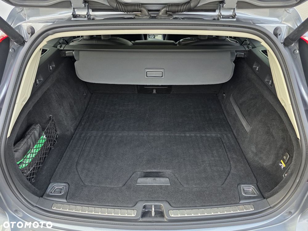 Volvo V60 Cross Country - 34