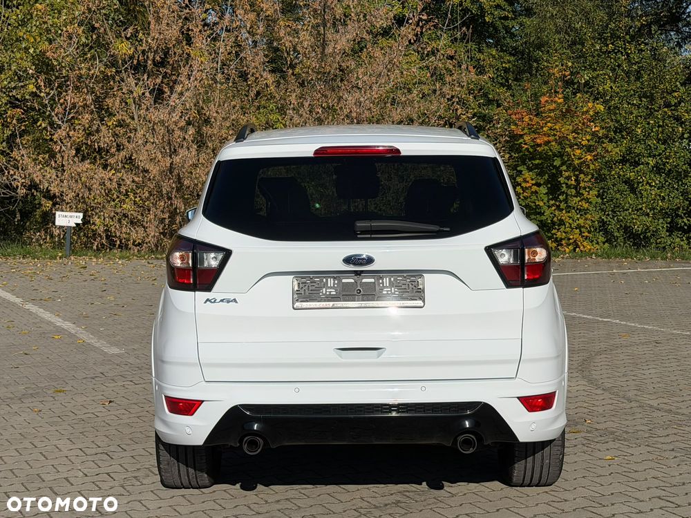 Ford Kuga 2.0 TDCi FWD ST-Line - 36
